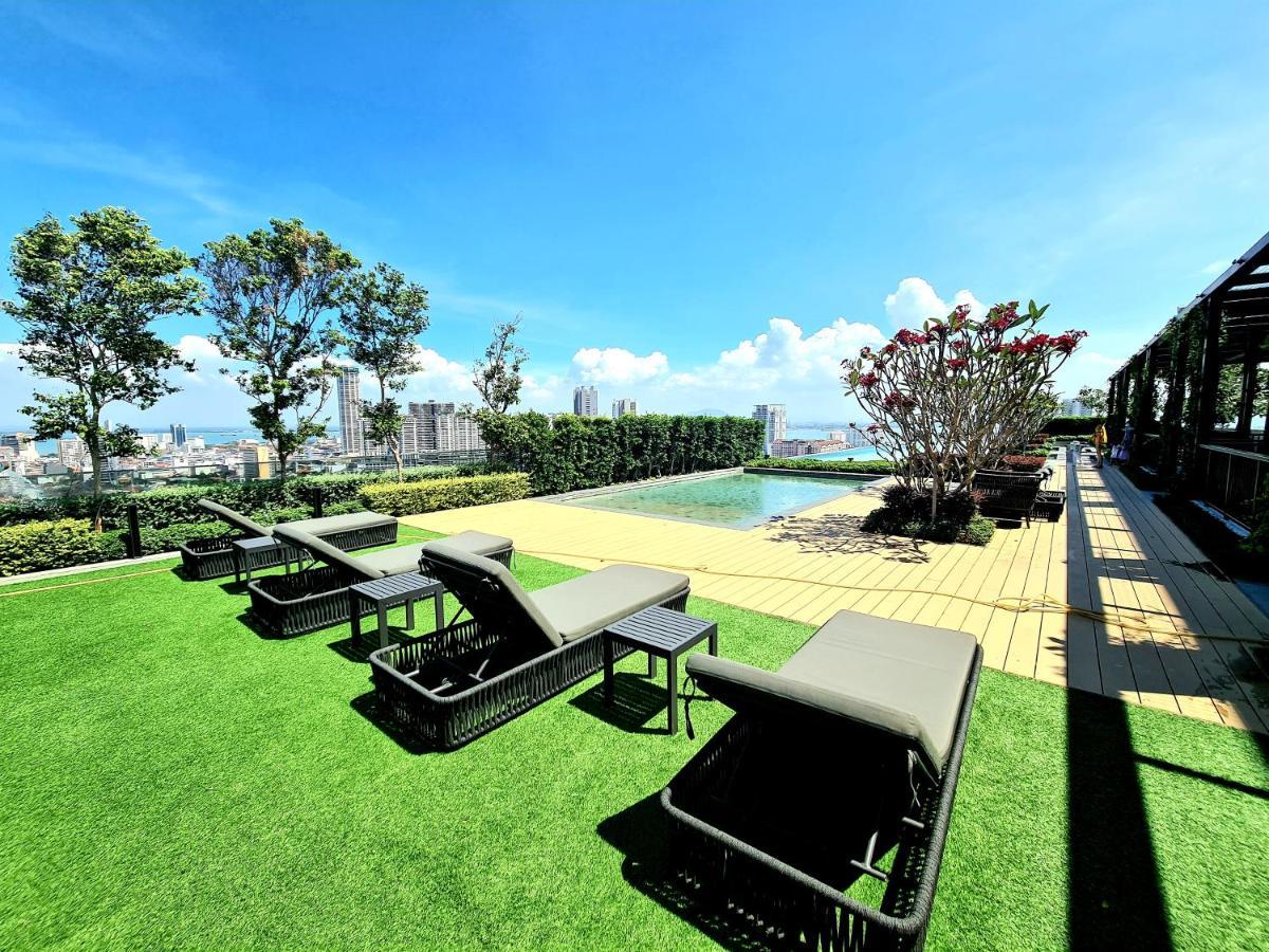 Beacon Executive Suite - Skypool Penang View George Town Eksteriør bilde
