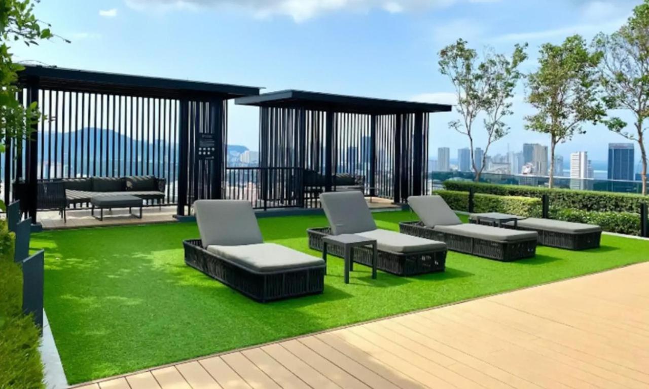 Beacon Executive Suite - Skypool Penang View George Town Eksteriør bilde