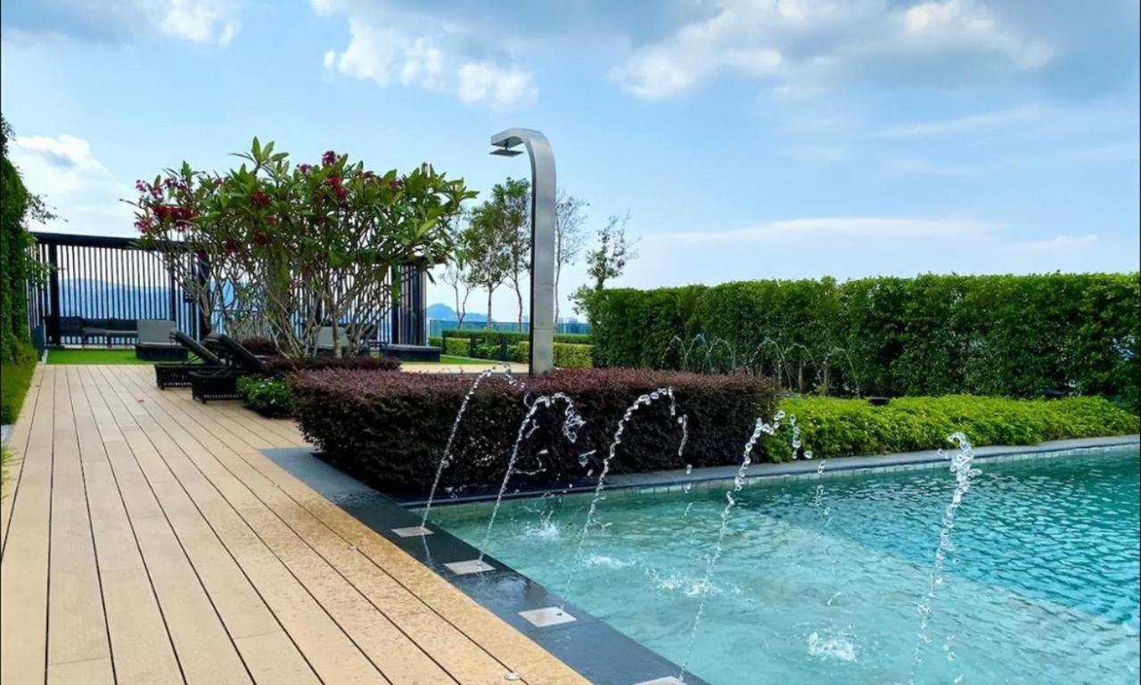 Beacon Executive Suite - Skypool Penang View George Town Eksteriør bilde