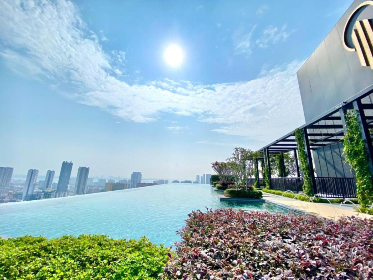 Beacon Executive Suite - Skypool Penang View George Town Eksteriør bilde
