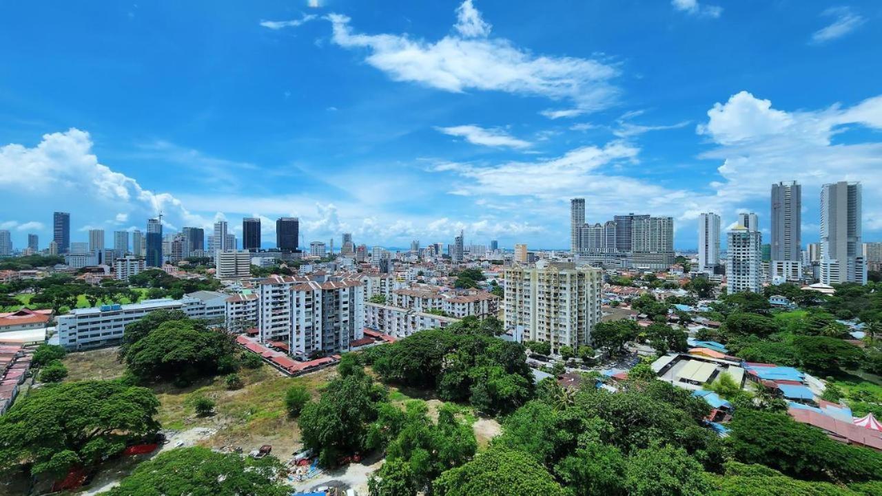 Beacon Executive Suite - Skypool Penang View George Town Eksteriør bilde