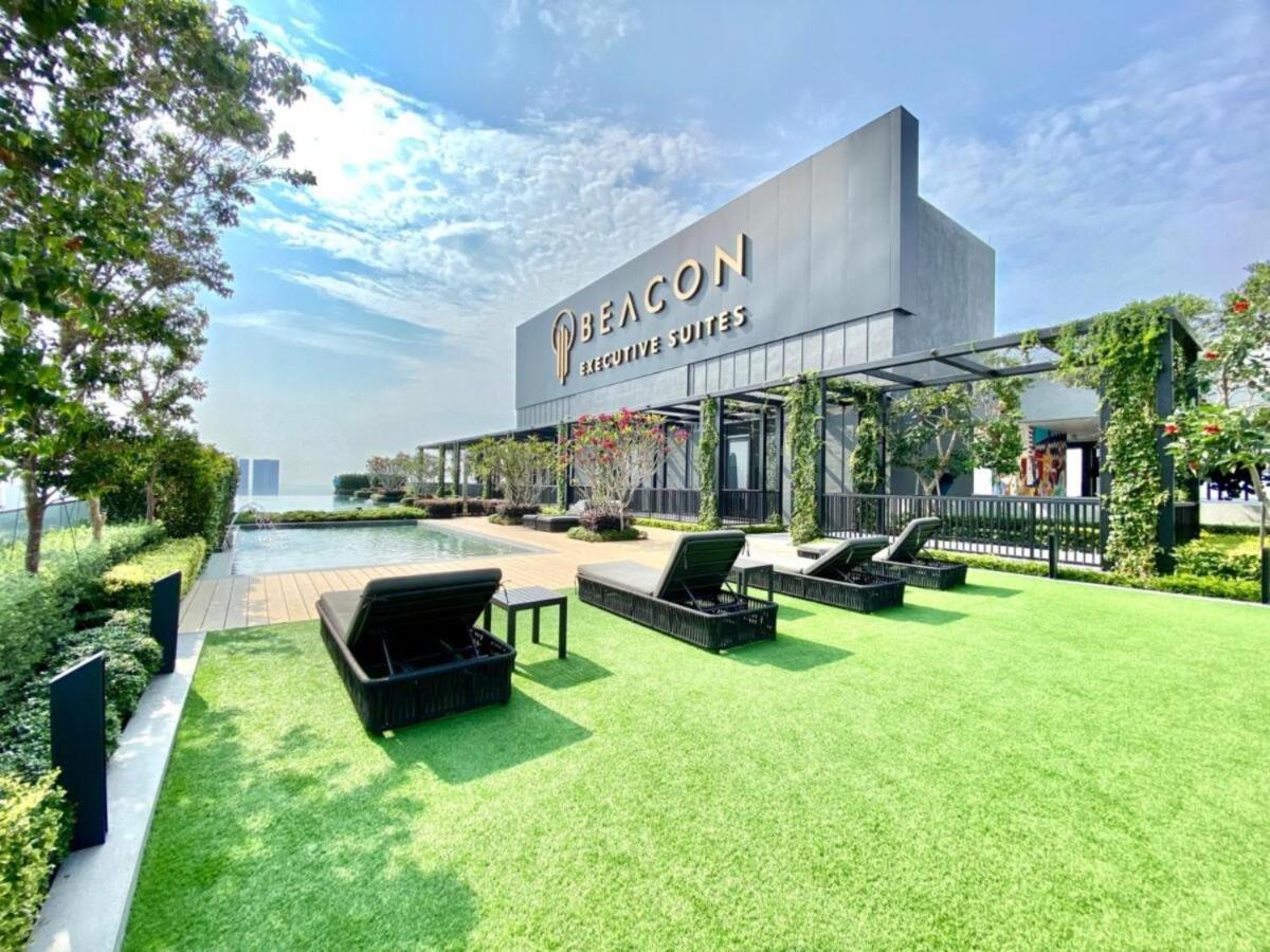 Beacon Executive Suite - Skypool Penang View George Town Eksteriør bilde