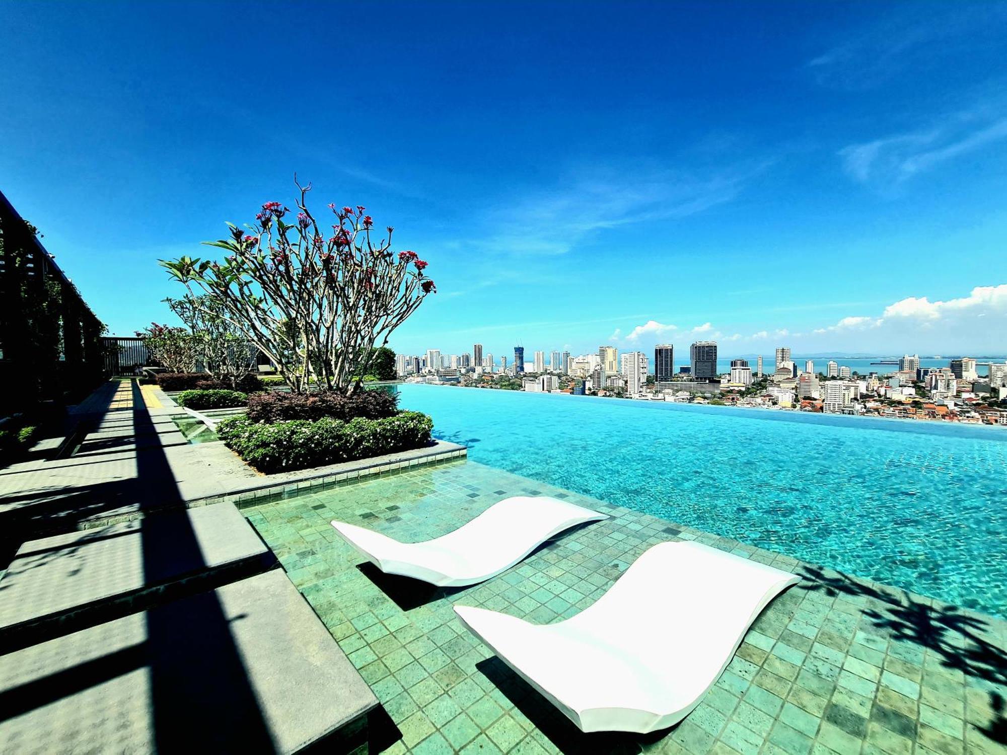 Beacon Executive Suite - Skypool Penang View George Town Eksteriør bilde
